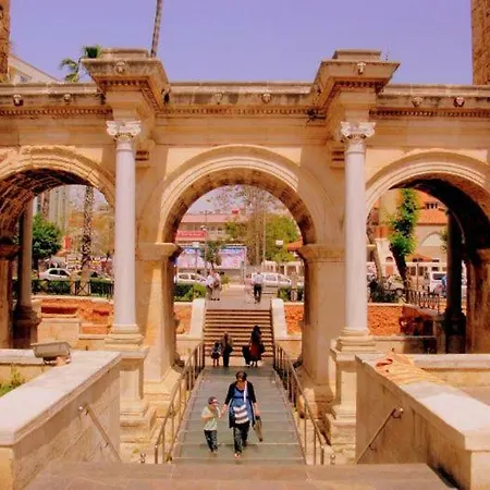 Kozan Oda ve Kahvaltı